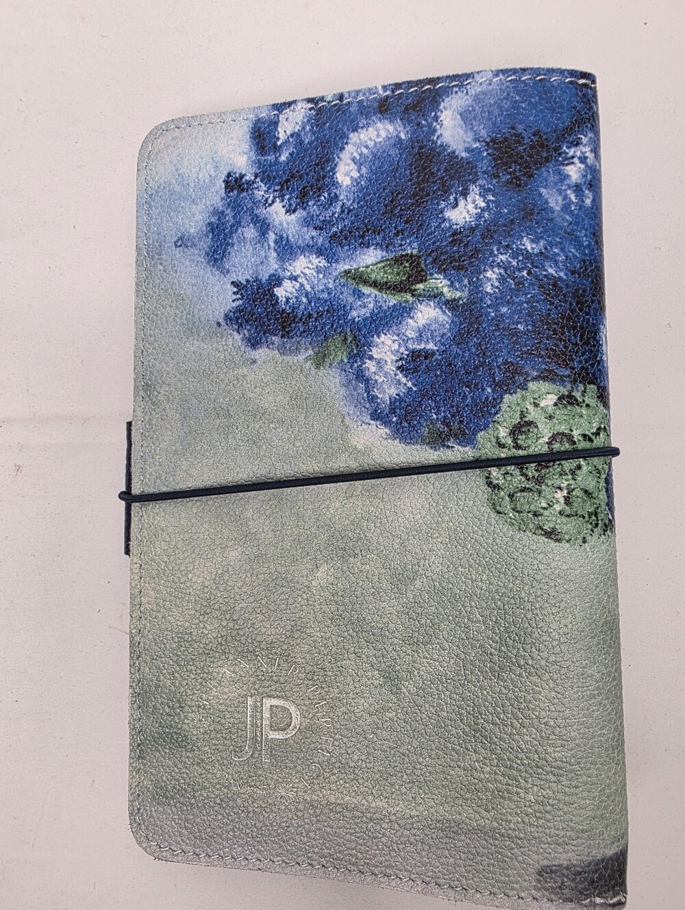 Planner Perfect Signature Series Leather Traveler’s Notebook Cover Blue Floral